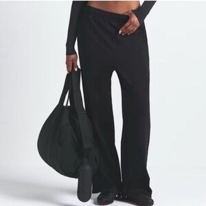 Nike Black Wide-Leg Athletic Pants